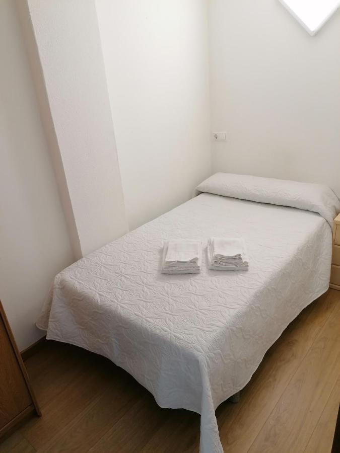 Single Room Bathroom,1007610868:JPEG